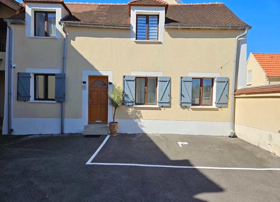 Cocon magique - 10min Disneyland parking privé idéal famille Apartment in Île-de-France