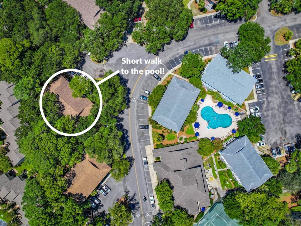 Walk to Beach - Fiddler's Apartment - 2 Pools Apartment in Hilton Head Island