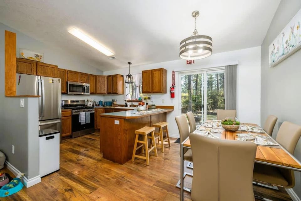 Comfy CDA Family Home with Fire Pit and Huge Yard House in Coeur dAlene