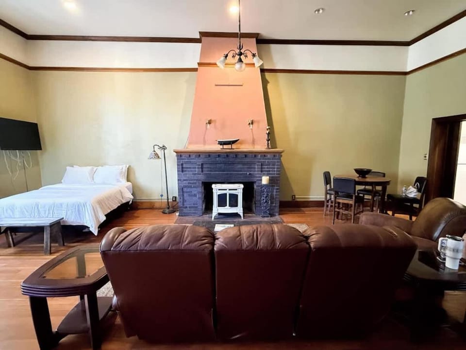 Above the Shot Harrisons Gem Apartment in Harrison