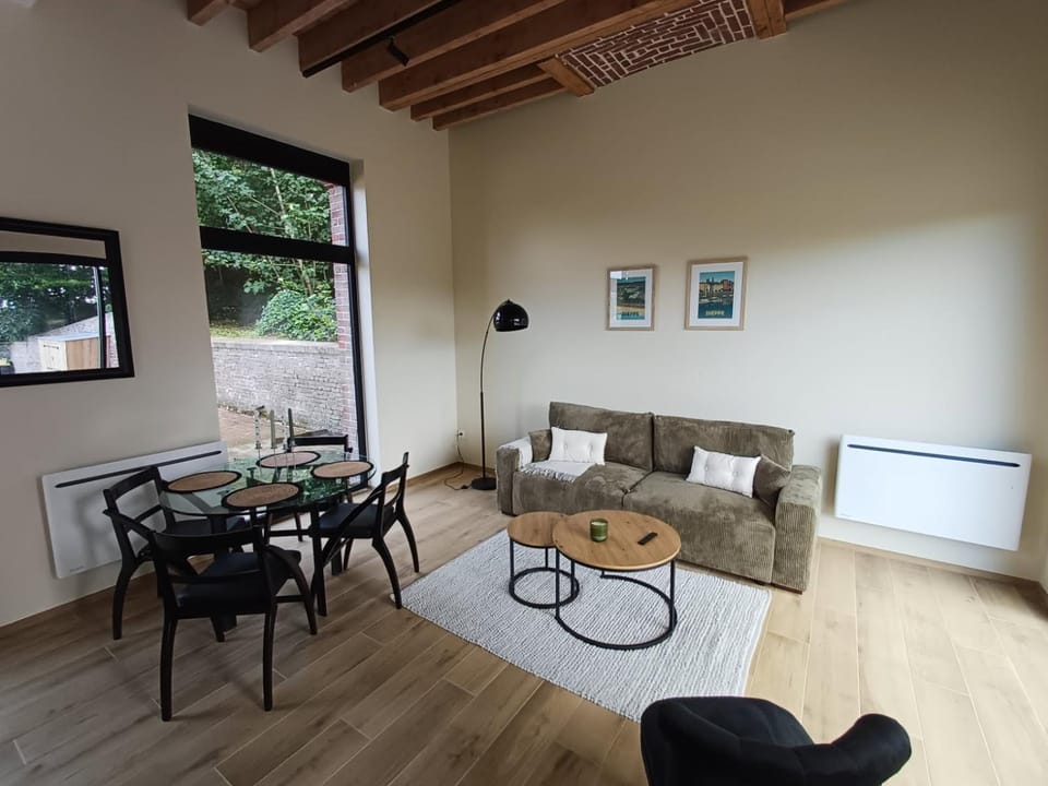Living room, Lounge or bar, Seating area