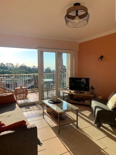 Bel appartement climatisé vue mer Apartment in Cavalaire-sur-Mer