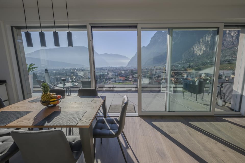 Natural landscape, View (from property/room), Living room, Seating area, Dining area, Mountain view