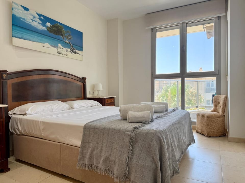 Reinapart Patacona Balcony Seaview Apartment in Valencia