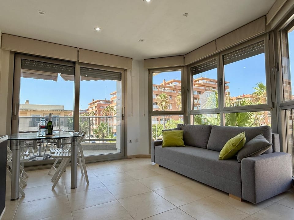Reinapart Patacona Balcony Seaview Apartment in Valencia
