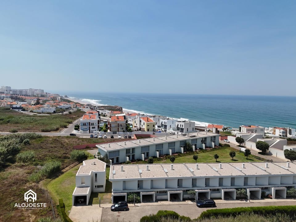 Casa da Arriba - Private Condo - Santa Cruz House in Lisbon District