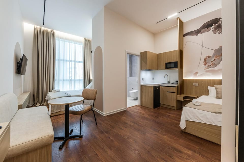 Bed, TV and multimedia, Kitchen or kitchenette, Living room, Photo of the whole room, Seating area, Dining area, Bedroom, hair dresser, minibar, oven, pet friendly