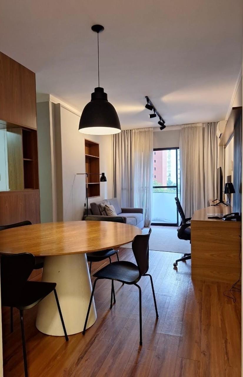 Apto reformado, garagem, Itaim Bibi,42 Apartment in Sao Paulo City