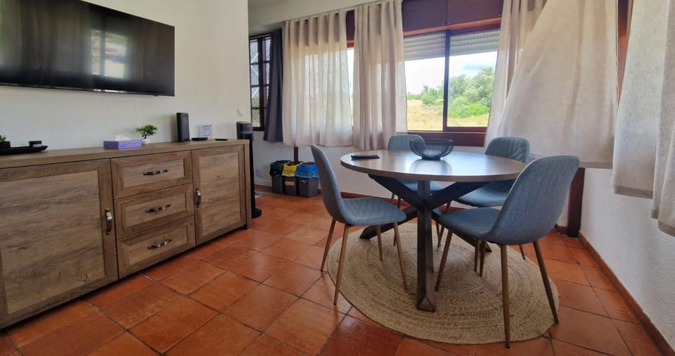 TV and multimedia, Dining area, internet