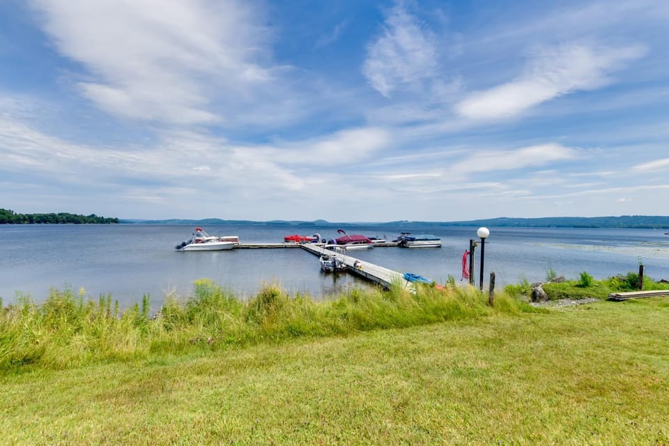 Pool Access: Waterfront Lake Memphremagog Condo! House in Derby