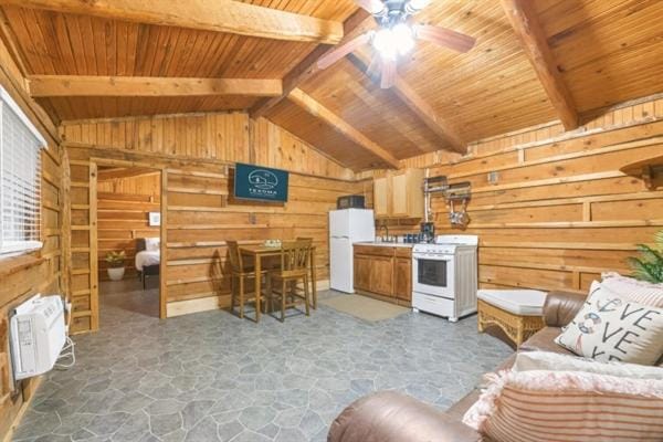 Wooden suite #5 Hotel in Lake Texoma