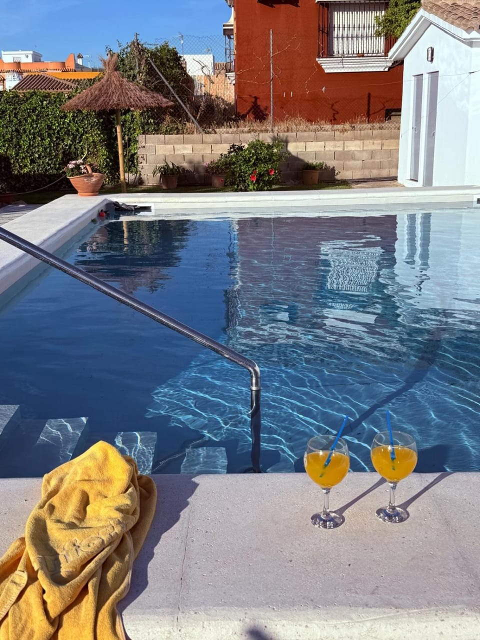 Chalet casa la adelfa House in Chiclana de la Frontera