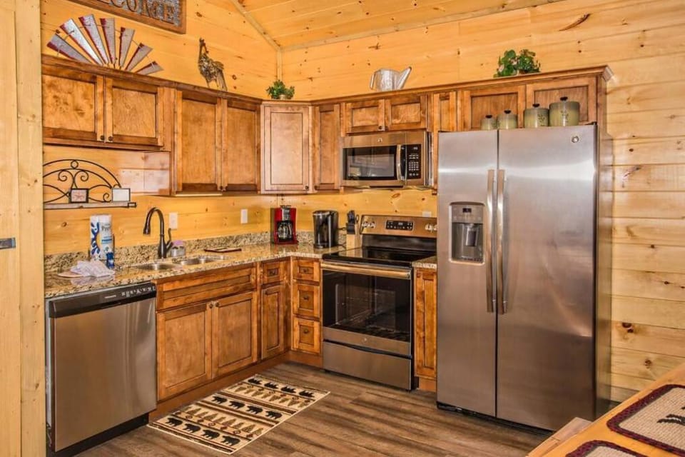 Kitchen or kitchenette, kitchen