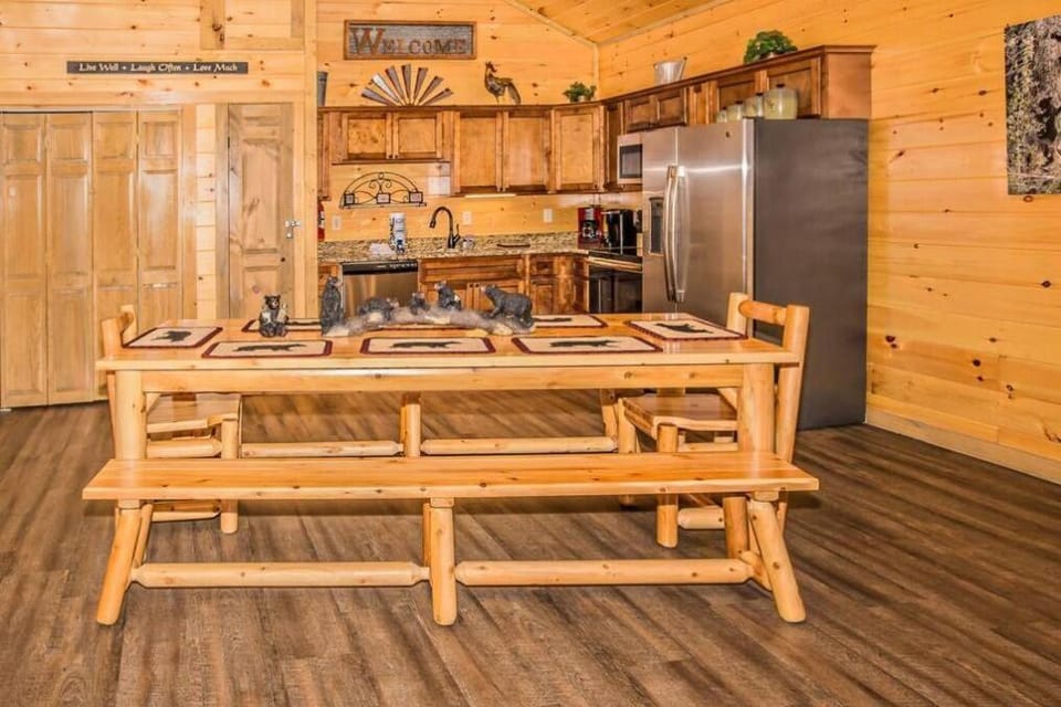 Kitchen or kitchenette, kitchen