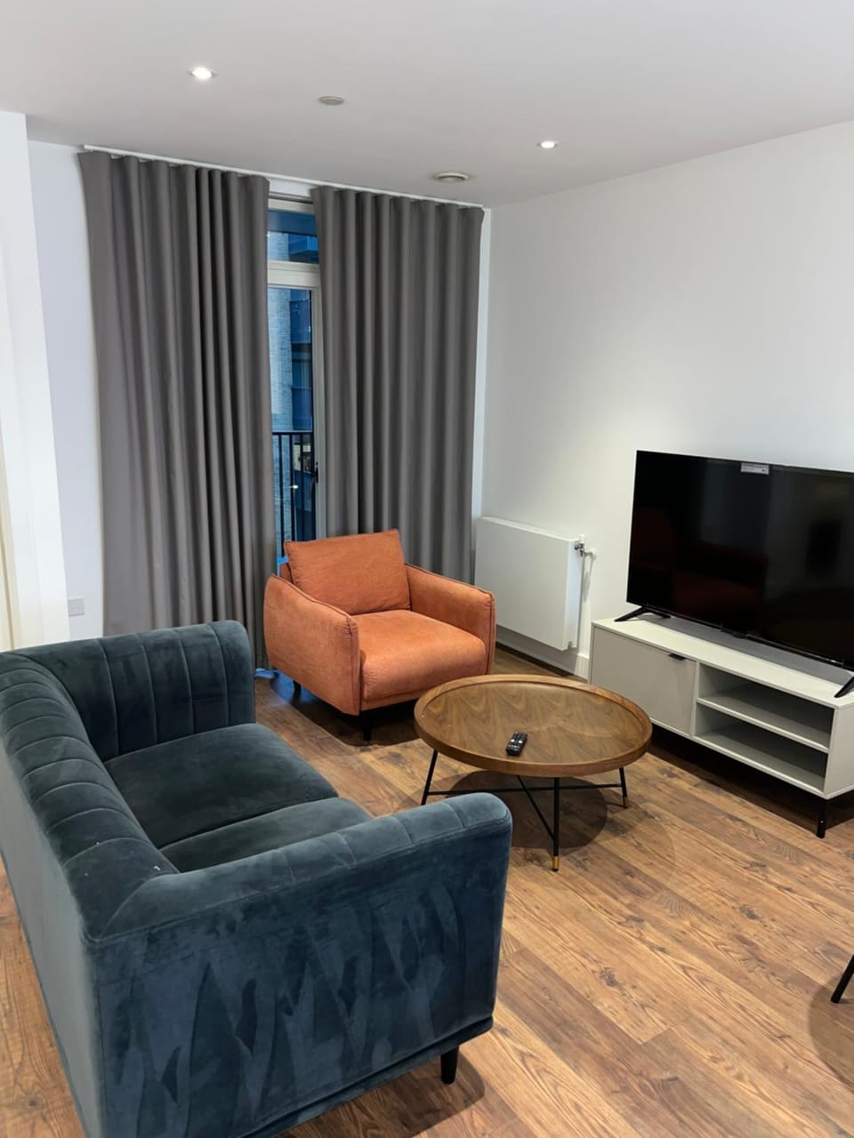 Unique Homes Apartment in Barking