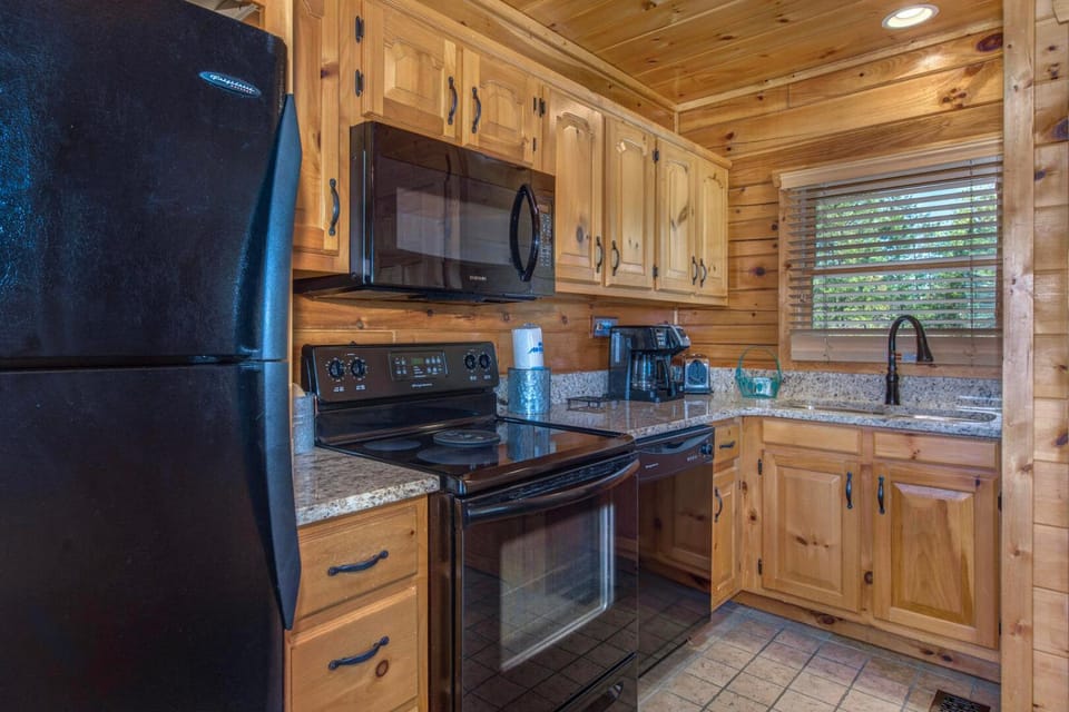 Kitchen or kitchenette, kitchen
