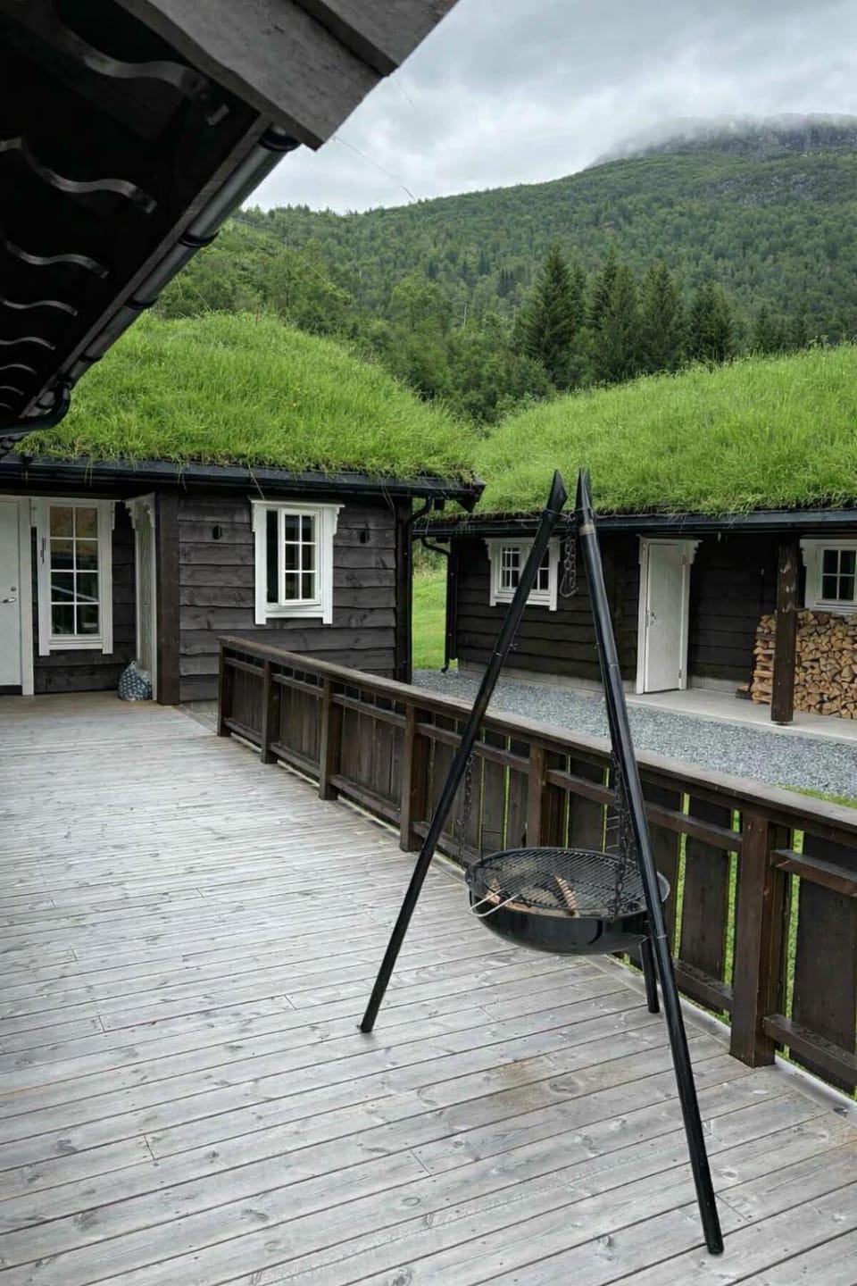 Patio, Day, Natural landscape, Balcony/Terrace, Mountain view
