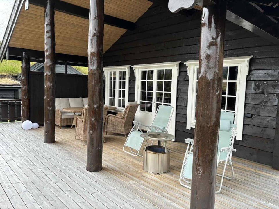 Property building, Patio, Day, Seating area