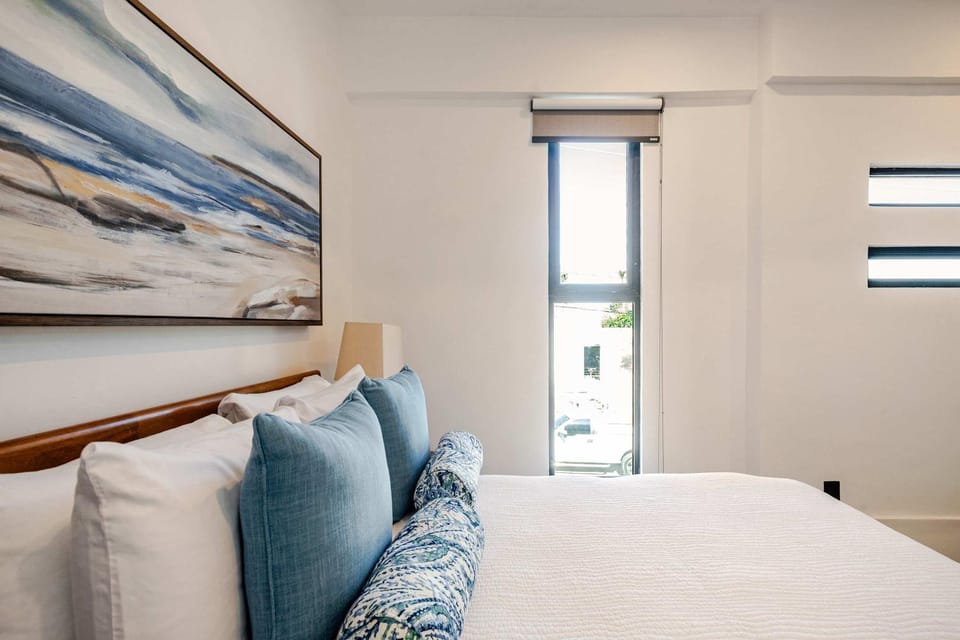 NEW 2BR Apartment Walk to Marina & Downtown Apartment in Cabo San Lucas