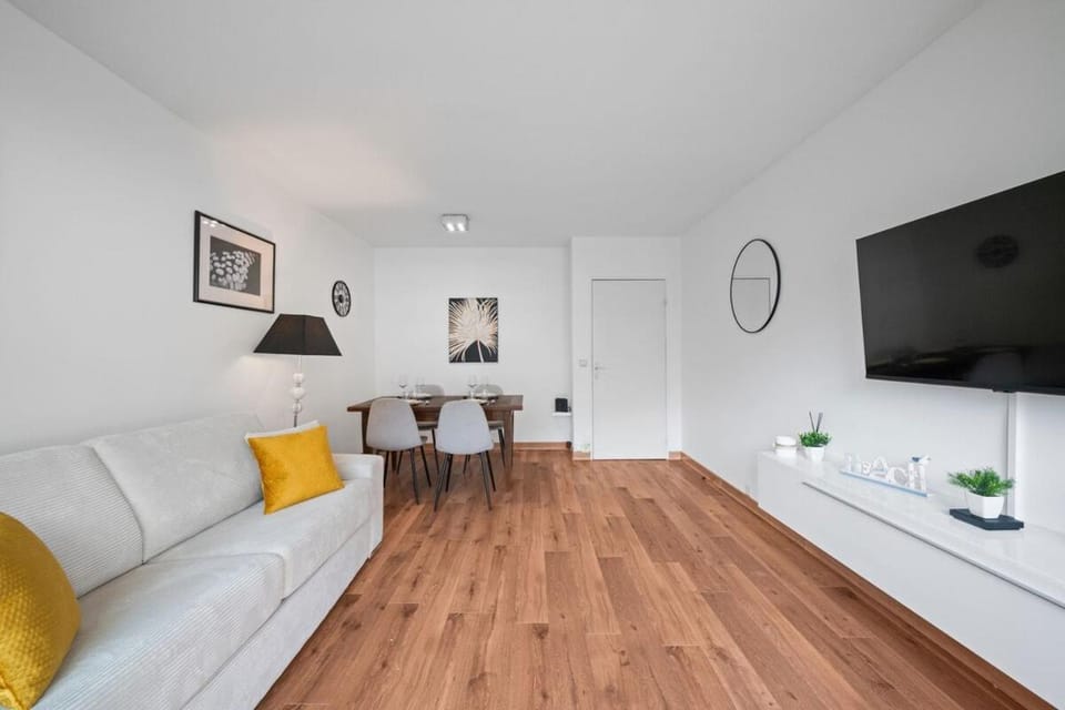 LE SUN appartement central piscine toit terrasse Apartment in Menton