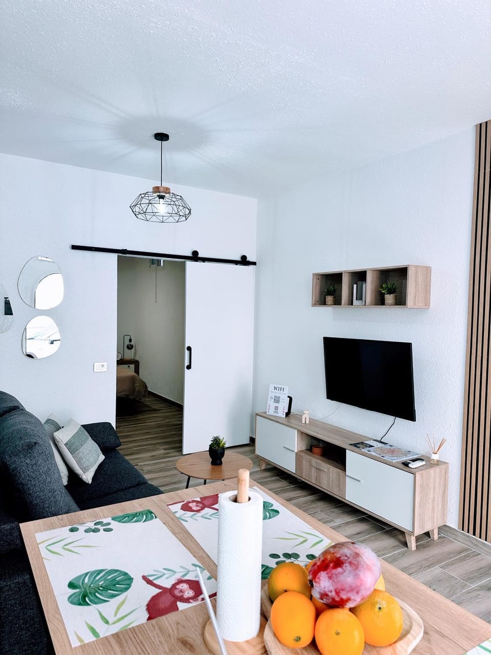 Communal lounge/ TV room