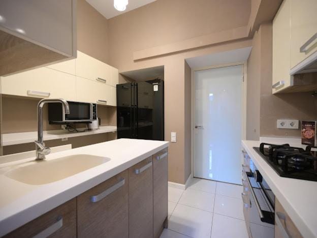Central Odesa Apartment in Odessa