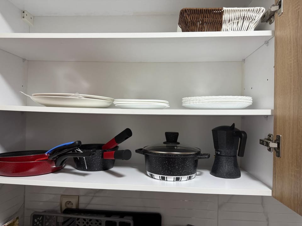 Coffee/tea facilities, Kitchen or kitchenette