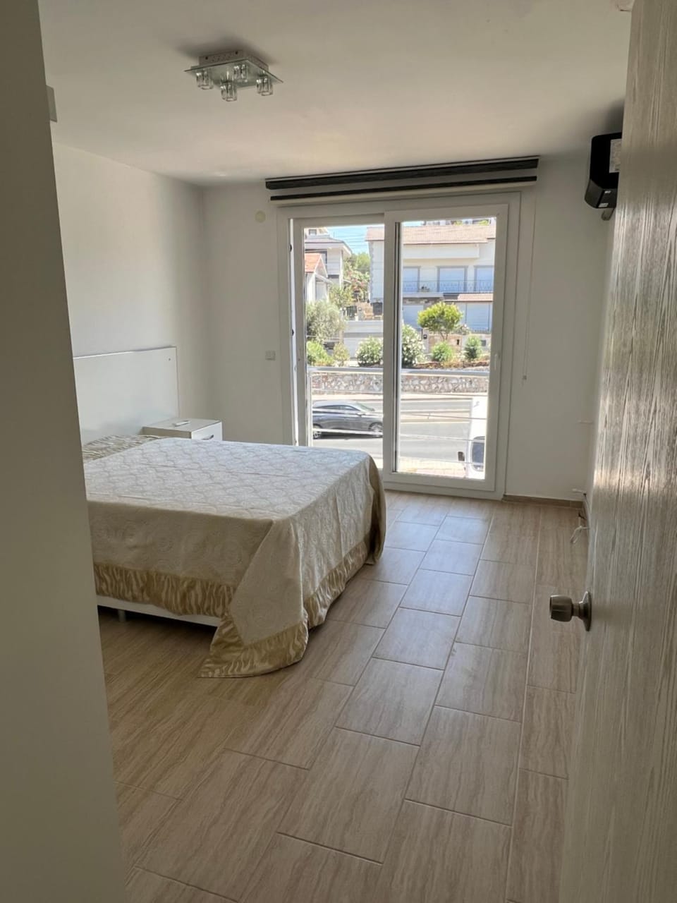 Leamarin House in İzmir Province