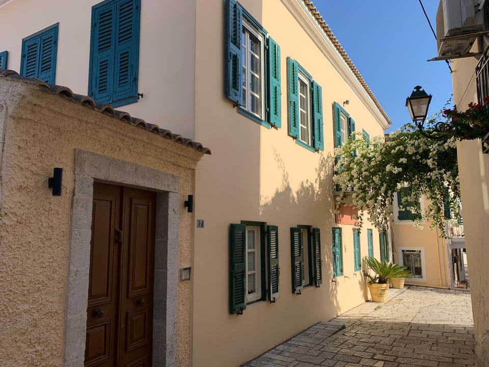 BougainVilla Apartment in Peloponnese, Western Greece and the Ionian