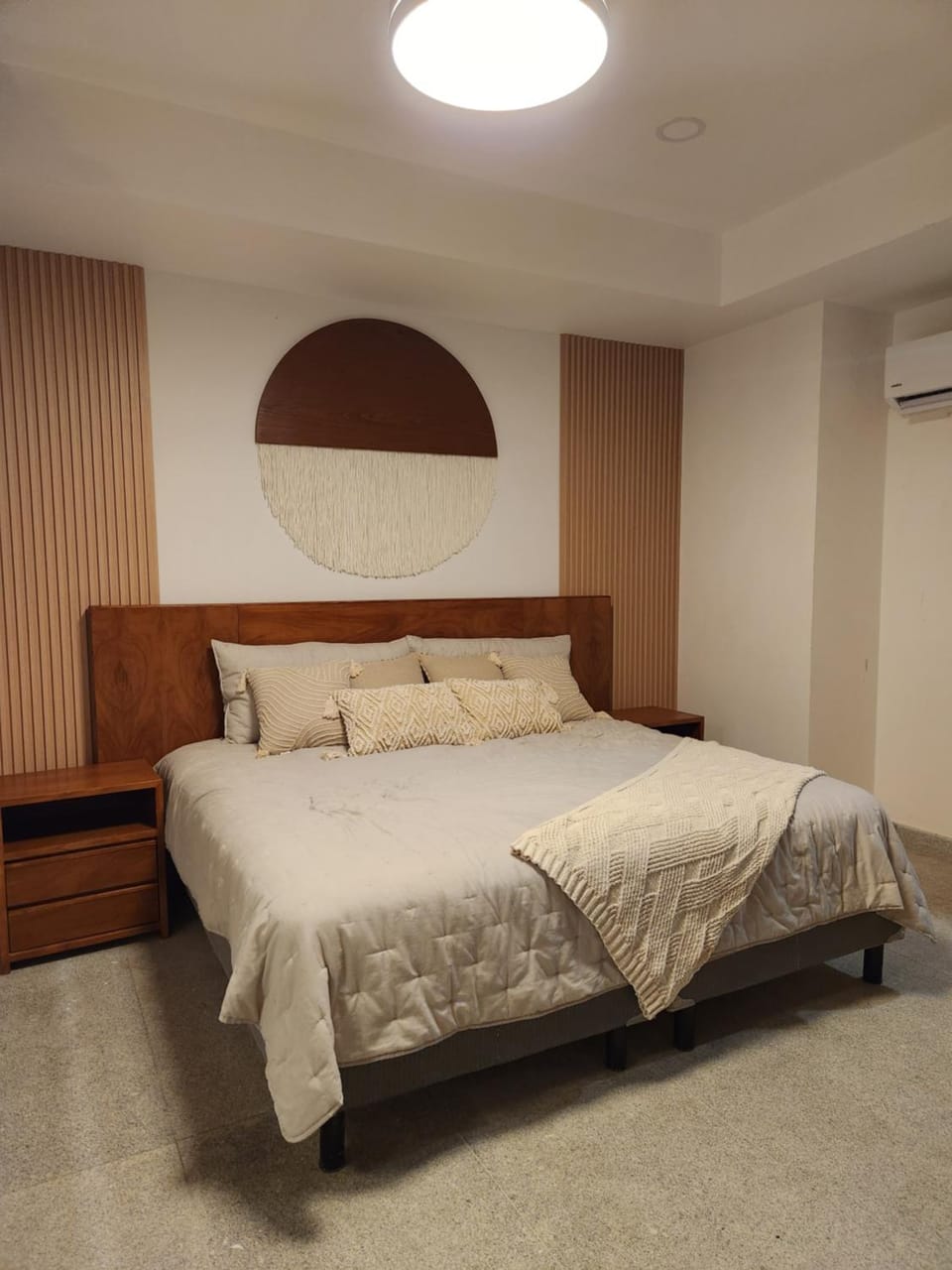 Ocean Front Luxe Apartment in Acapulco