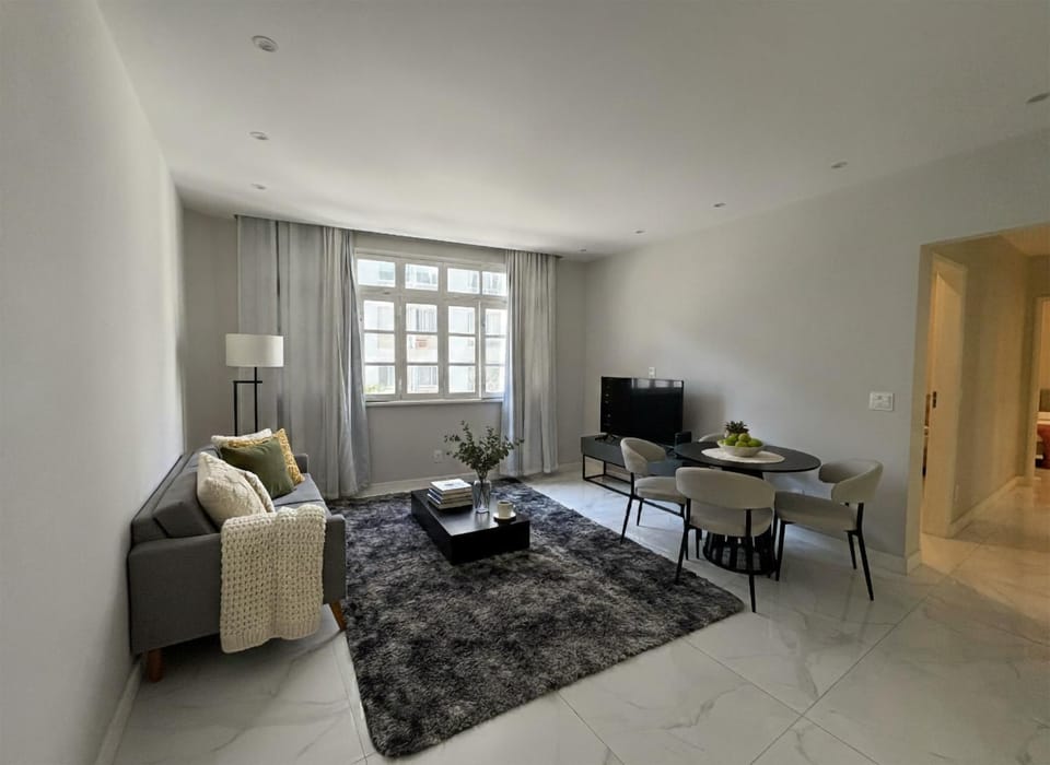 TV and multimedia, Seating area