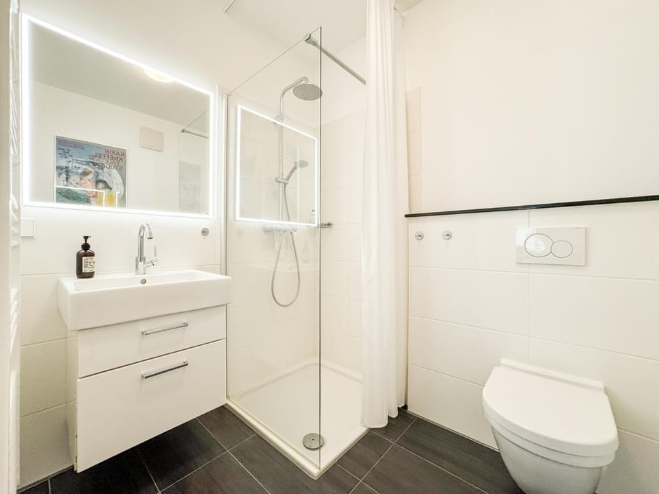 Shower, Toilet, Bathroom