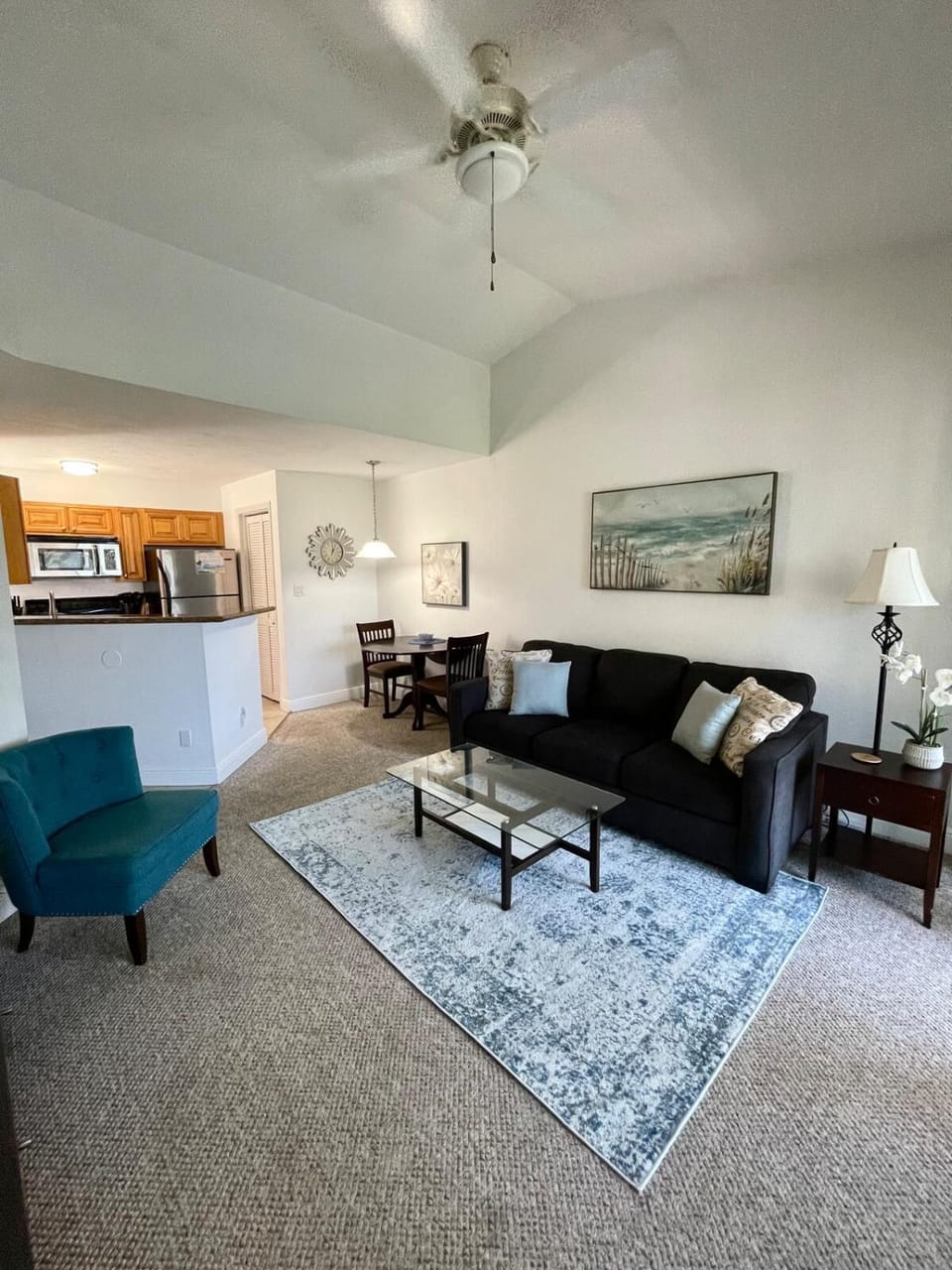 Relaxing Condo with Heated Pool Apartment in Melbourne