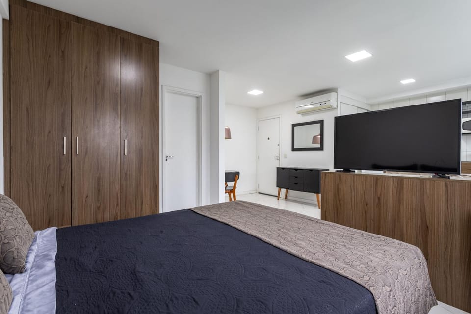 TV and multimedia, wardrobe