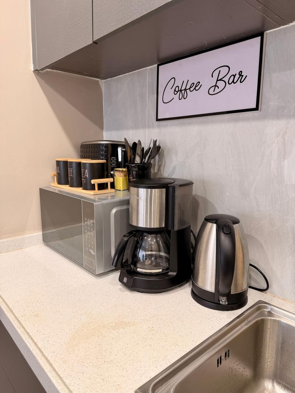 Coffee/tea facilities