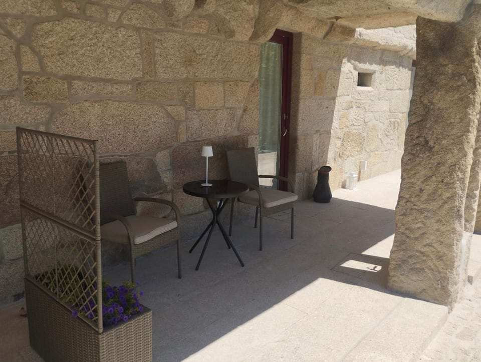 Patio, View (from property/room), Balcony/Terrace, Seating area, Dining area, Swimming pool