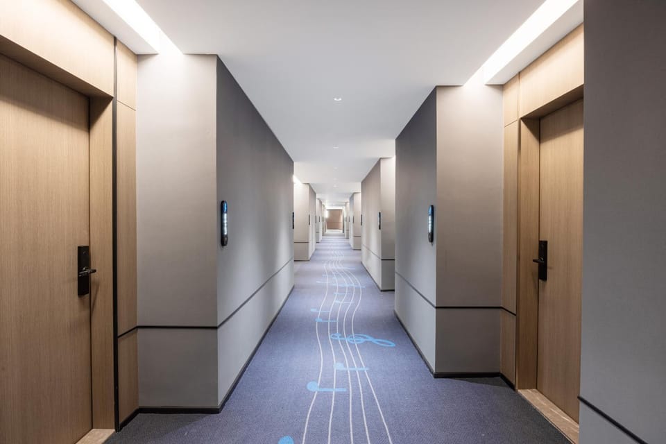 MANNSIC Hotel - Shekou Sea World Subway Station Hotel in Hong Kong