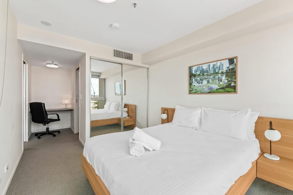 Kangaroo Point 2-Bed Flat with Gym & Pool Apartment in Kangaroo Point