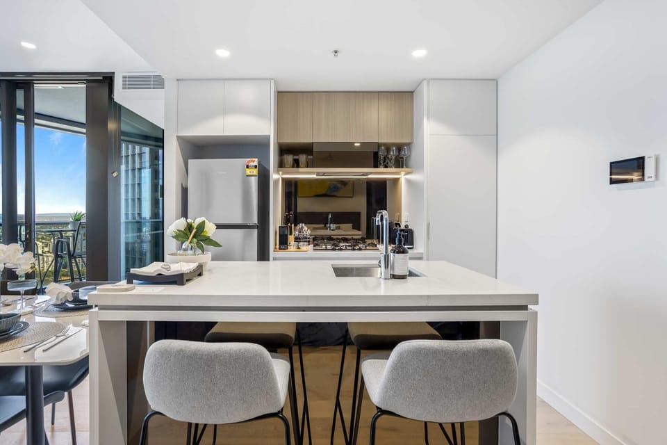 Your QW Escape - Pool Gym & Stunning Sky View Apartment in Brisbane City