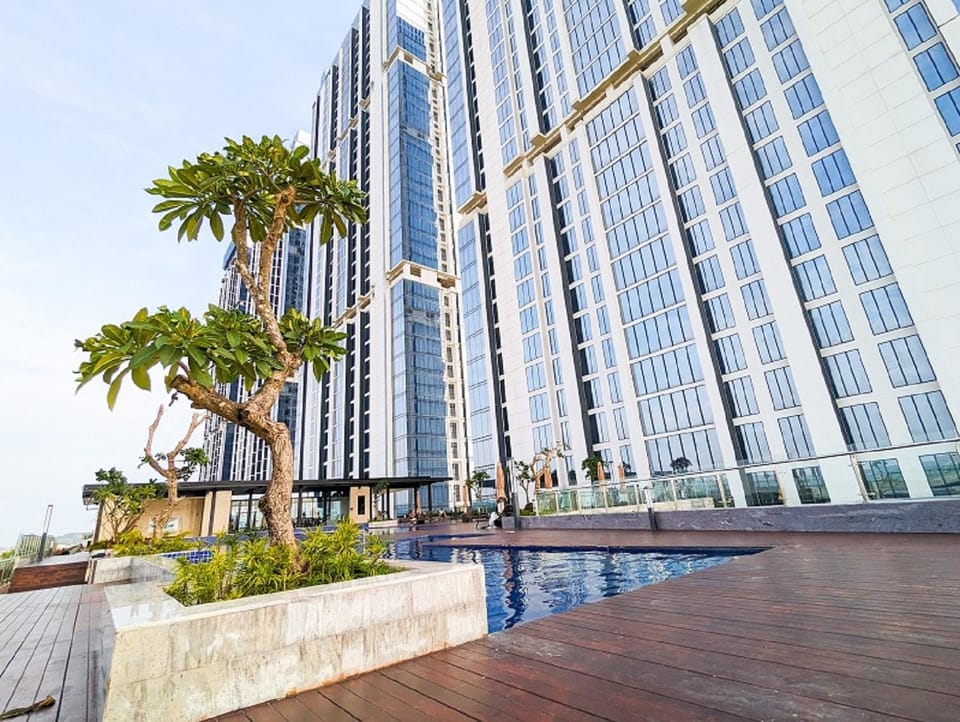 Pool view, Swimming pool