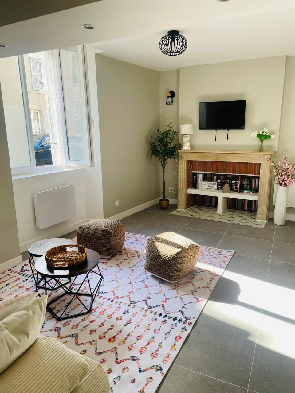Communal lounge/ TV room, TV and multimedia, Living room