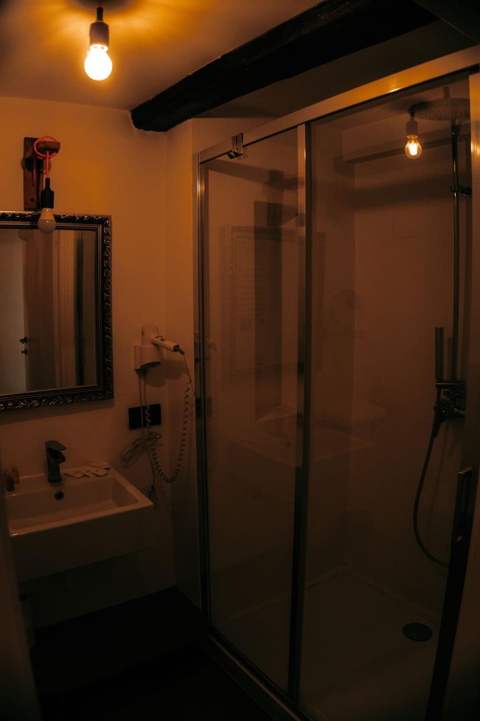 Sir Thomas Bed Central Vacation rental in Bolzano