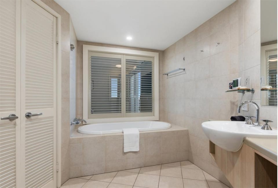 Shower, Bathroom, Bath