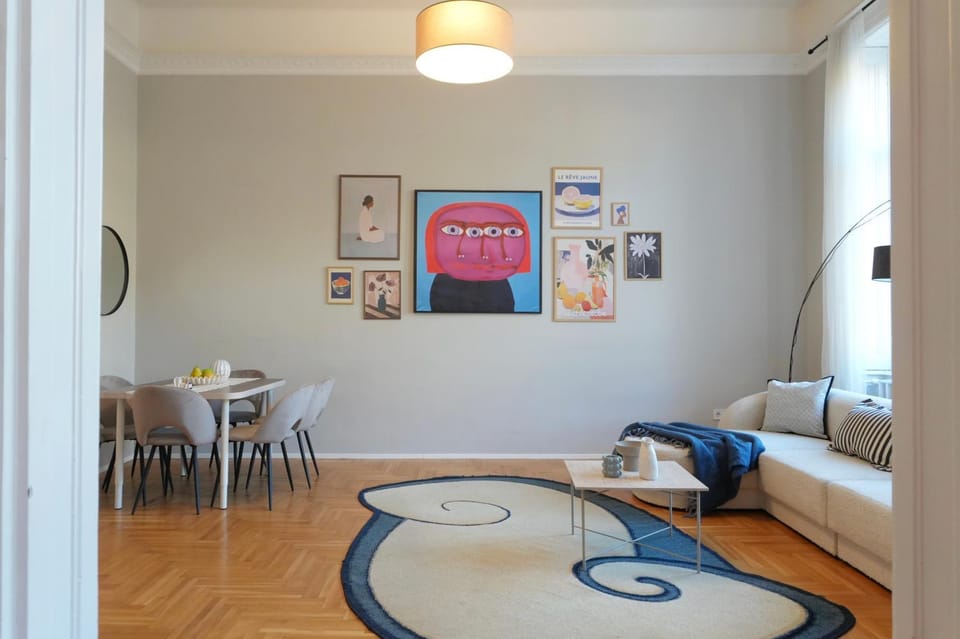Living room, Decorative detail, Seating area, Dining area