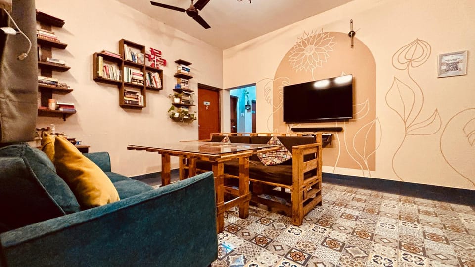 GoArize by Rootsvilla Vagator Hostel in Goa, India