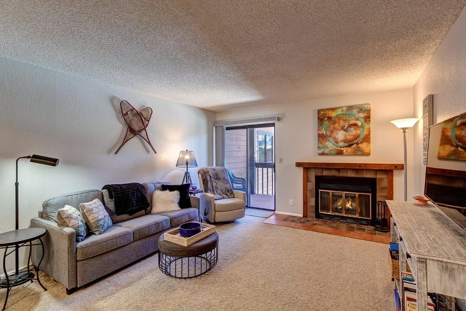 Mountainside Retreat - Sleeps 4 House in Frisco