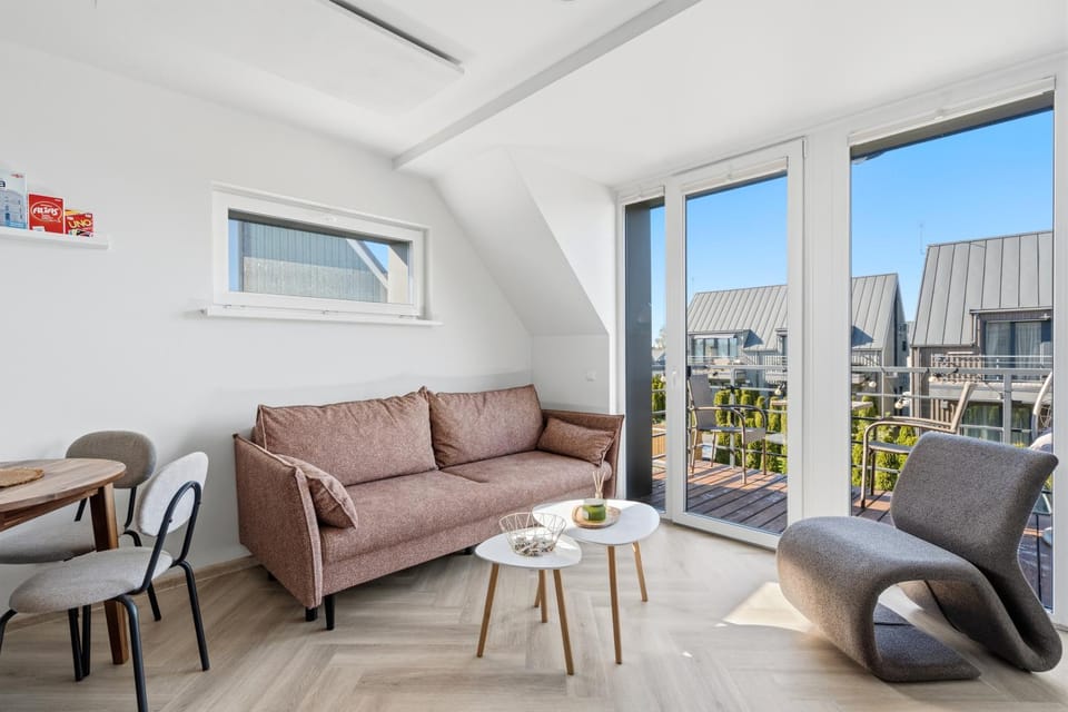 Bed, Living room, Dining area
