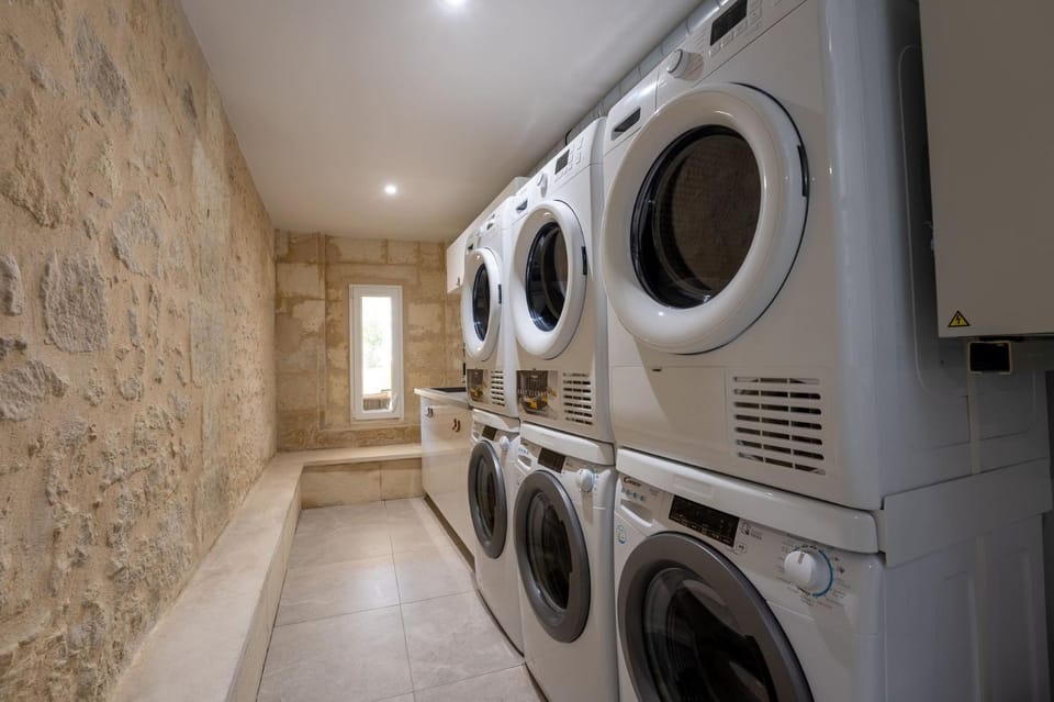Résidence Coliving Bordeaux : Chambres Privées Tout Inclus Hotel in Bordeaux