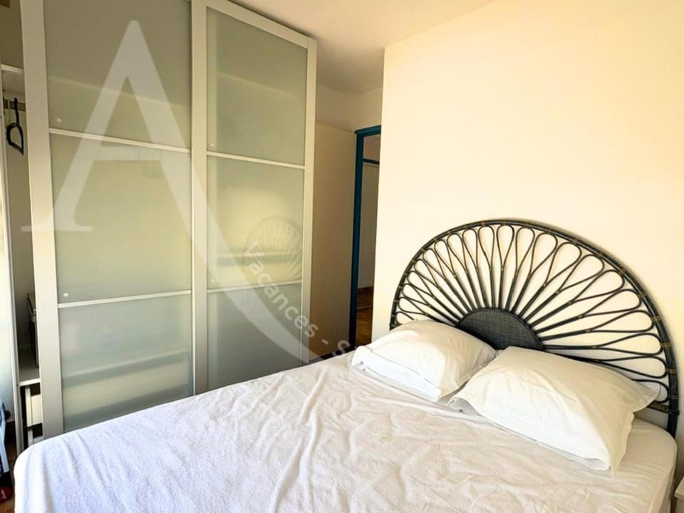 T3 traversant avec 2 terrasses et parking - Vue mer sur 1 terrasse Apartment in Occitanie