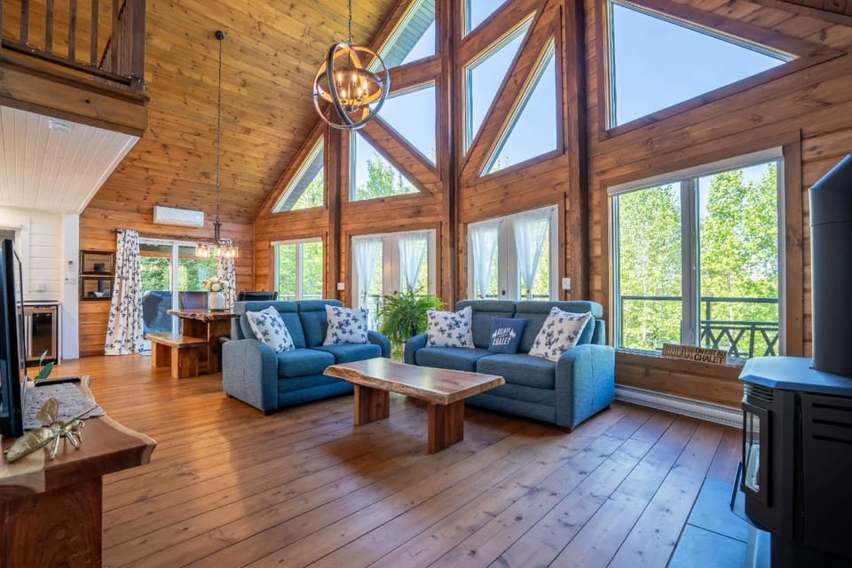 Spa - Absolute comfort - Chalet l'escapade Cordelia Chalet in Ontario